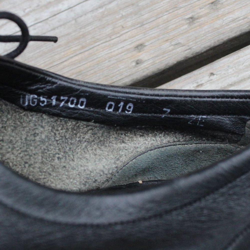 Ferragamo Black Sheepskin Derby, Made in Italy - Picture 13 of 15